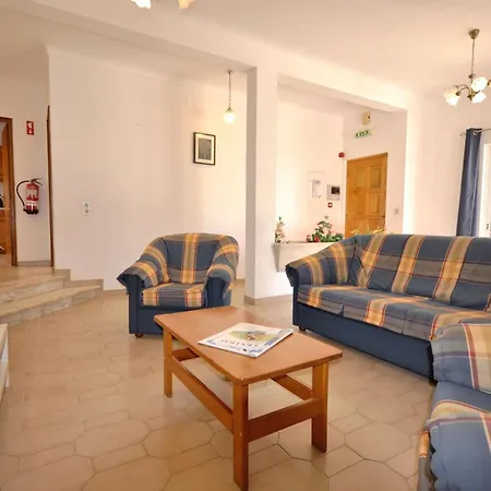 A Fantastic Place For Families, Hilton Are And Close To Amenities Quarteira