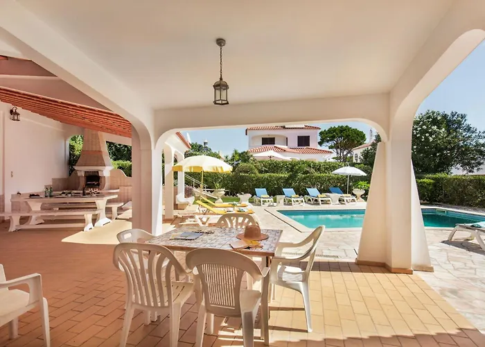 A Fantastic Place For Families, Hilton Are And Close To Amenities Villa Quarteira