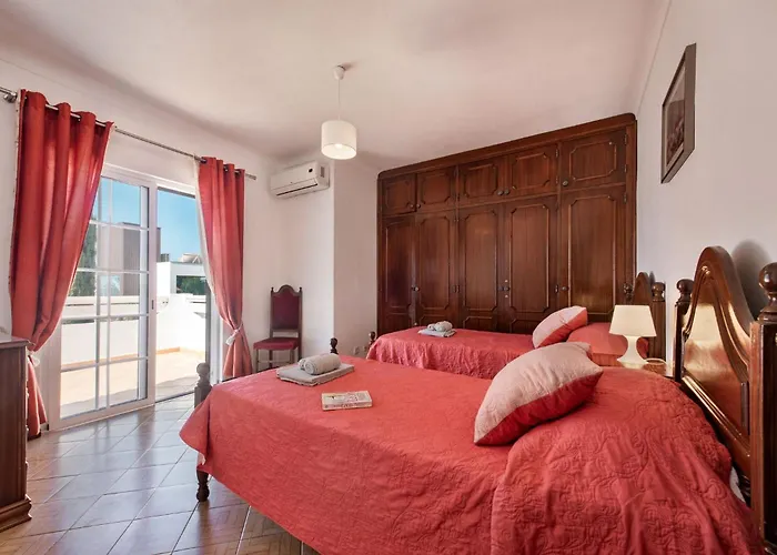 A Fantastic Place For Families, Hilton Are And Close To Amenities Villa Quarteira
